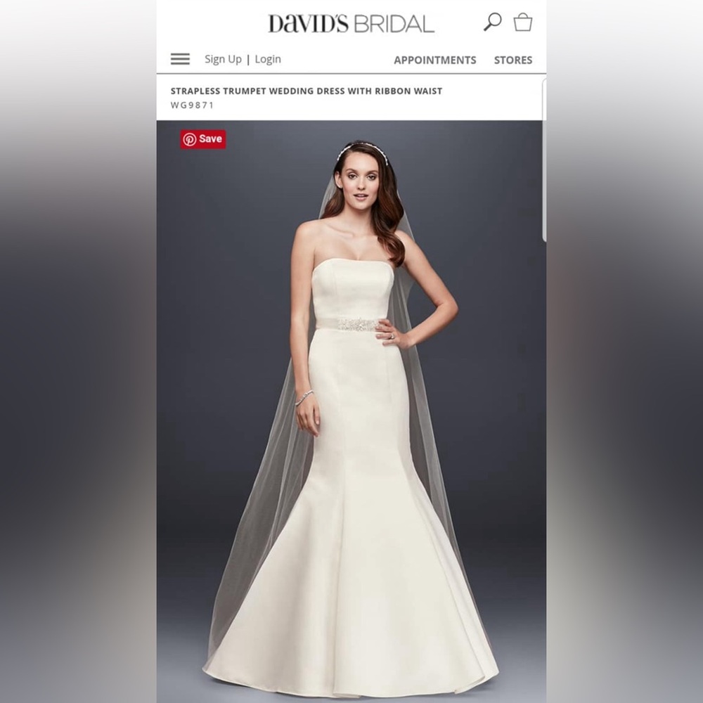 NEW wedding dress 
Never worn
Size 6